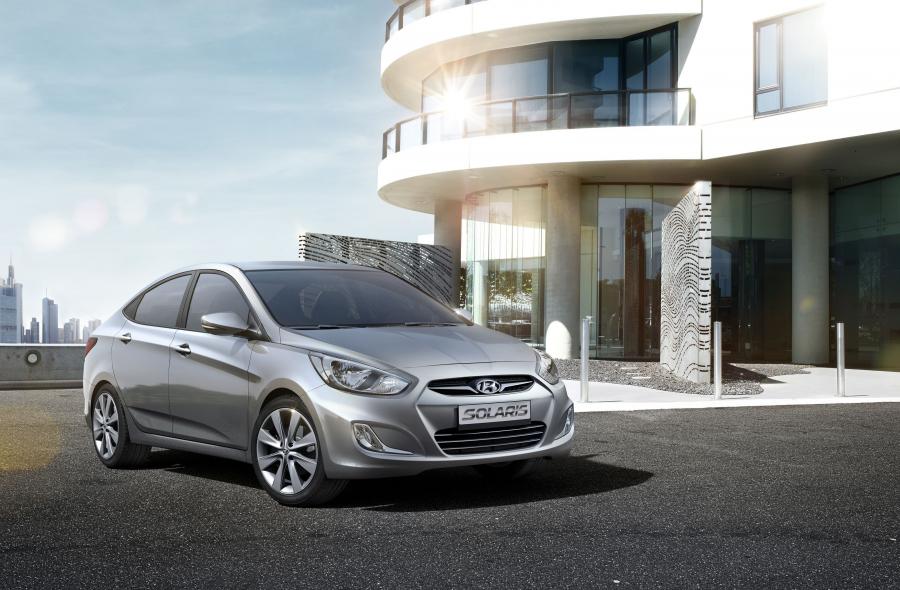  Hyundai Solaris 2011 года  (фото 10 из 45)
